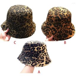 Berets 3 Colors Women Men Summer Harajuku Bucket Hat Leopard Animal Printed Wide Brim Outdoor Sunscreen Packable Panama Fisherman