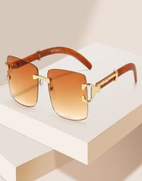 New Fashion Mens women Sunglasses Metal Gold Frame Clear Lens Eyeglasses Eyewear Polarised Rimless Buffalo Horn Sun glasses With B3971582