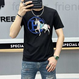 Men's T-Shirts designer 2024 Summer Hot Diamond Printed Horse European Slim Fit Versatile Casual Short sleeved T-shirt Handsome Half Top T 8SY2