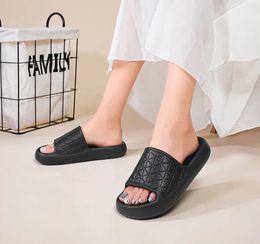 Designer Slippers Women Summer Outdoor Slides Sandals Size 36-41 Colour 81
