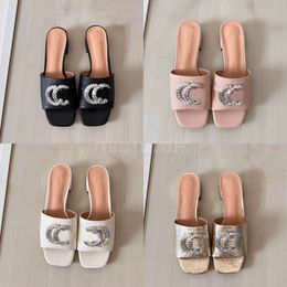Designer Slippers for Women Soft leather Diamond Pattern Classic Crystal Casual Sandals Ladies Couples Fashion Charm Gifts Slippers