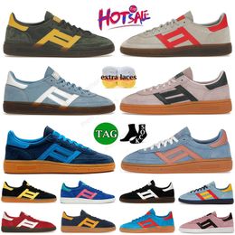 Scarpe casual Speziale Handball Fashion originale da design piatto da donna con sneaker bianche gum nera chiara rosa marrone prelievi sportivi marroni moca