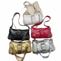 women Shiny Fi Shop Bag Gothic Ladies Bag Cool Style Trendy Armpit Bag Rock Girls Handbag Y2K Rivet Chain Hobo K3Gk#