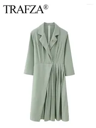 Casual Dresses TRAFZA Spring Dress Woman 2024 Trendy Solid Turn-Down Collar Three Quarter Sleeve Love Brooch Decorate Female Asymmetrical