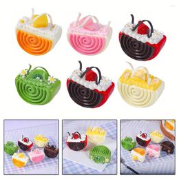 Decorative Flowers 1PC Artificial Fruit Cake Sliced Table Refrigerator Home Decoration Simulation Ornaments Bread Po Props