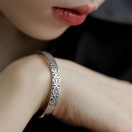 Strands VENTFILLE 925 Sterling Silver Flower Texture Bangles Bracelet For Women Irregular Vintage Temperament Jewelry Gift Dropshipping