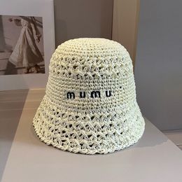 Womens Hollow Woven Straw Hat Designer Handmade Crochet Bucket Hats Mens Women Fashion Raffiaa Cap Casual Grass Caps Sun Protection Skullcap