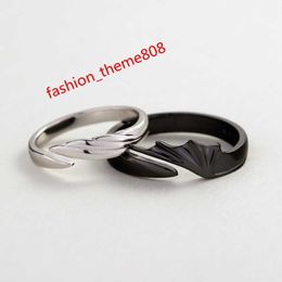 Wholesale Couple Jewellery Angel Demon Wing Lover Ring Black and White Wings for Men Women Fashion Carving Adjustable