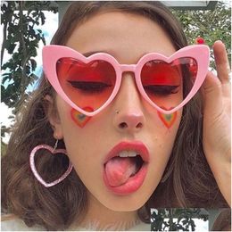 Sunglasses Frames Fashion Uv400 Protection Non Polarized Women Love Heart Sun Glasses Clear Lens Cycing 230629 Drop Delivery Dhney