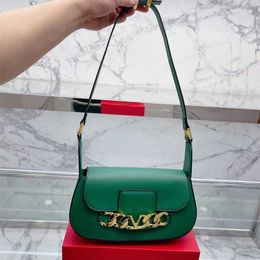 Tote bag high definition Temperament Fashion Crossbody Small Square Heavy Chain Hardware Saddle Handheld One Underarm Womens