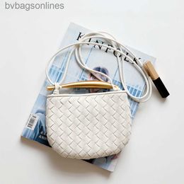 Vintage Designer Bags for Bottgs's Vents's Woven Bag Sardine Bag 2024 Spring Summer New Bag Cowhide Design Metal Mini Handbag with Original Logo