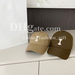 Men Women Designer Cap Luxury Casual Baseball Cap Embroidered Cap Trendy Versatile Hats Spring Summer Outdoor Sun Hat