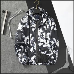 Designer Mens Jackets Clothing Brand Bomber Windshield jacket Europe and American style Outerwear coat Fashion hombre Casual Street coats