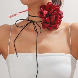 Fine Jewelry Hip Hop cross-border accessories retro smoked pull birth flower necklace choker Moissanite Tennis Chain
