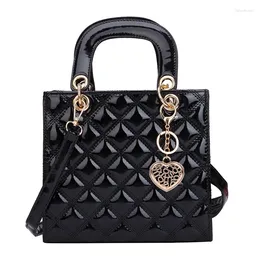 Shoulder Bags Tote Bag 2024 Fashion High Quality Patent Leather Women's Designer Handbag Lingge Chain Crossbody