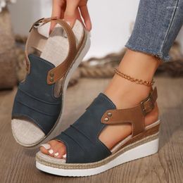 Dress Shoes Ladies Slippers Trend Platform Sole Wedge Women's Sandals 2024 Designer High Heel Buckle Fish Mouth