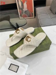 Designer Luxury Marmont Women T-strap White Sandals Leather Flats Shoes chevron QUILTED LEATHER Flat Flip Flop Slide Flat Slipper With Box