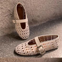 Designer Luxury Shoes Women ballet flats hollowed out mesh sandal round head belt buckle Mary Genuine leather Jane shoes loafers