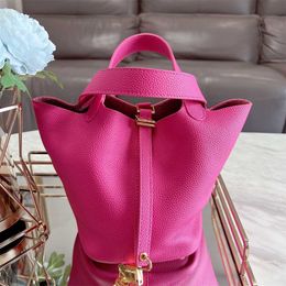 Tote bag high definition Leather vegetable basket childrens rose red Togo top leather gold buckle bucket large capacity hand