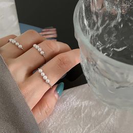 Cluster Rings Korean Fashions Delicate Elegant Design Silver Or Gold Color Simulated Pearls Open Ring Women Light Luxury Simple Jewelry