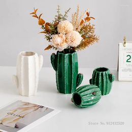 Vases European Creative Cactus Shaped Ceramic Vase Household Living Room Bedroom Office Dining Desktop Art Decorative 1Pc