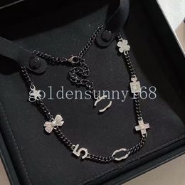Pearl Chains Designer Necklace Brand Letter Pendant 18k Gold Stainless Steel Neckalces Vogue Men Women Diamond Choker Brithday Party Jewelry Gift