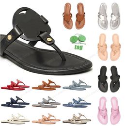 2024 designer sandals sandale womens house slides flats slippers sandal sandalias flip flops sandles famous black pink luxury slipper woman summer beach sliders