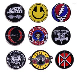 Brooches Classic Rock Band Enamel Pin Music Metal Badge Song Brooch Fan Collection Medal Jewelry Gift Clothing Accessories Wholesale