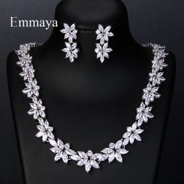 Necklaces Emmaya Elegant Luxury White AAA Zircon Crystal Flowers Pretty Wedding Necklace Earrings Set For Women Dinner Dress Jewelry Set