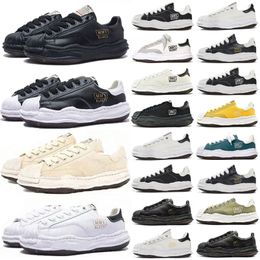 Men Women Casual shoes designer Maison Mihara Yasuhiro Black White Dissolved Shell Head MMY Shoes Thick Sole Youth Breathable Board Trainers
