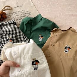 Shirts Children's White Shirt Autumn 2023 New Boys Girls Korean Version Little Bear Embroidered Longsleeved Plaid Lapel Shirt Trend