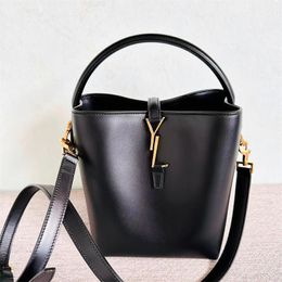 Top handle LE 37 Womens Designer Bag mens Leather handbags fashion bucket Shoulder Bags mirror quality tote lady crossbody clutch travel duffle bags Purses