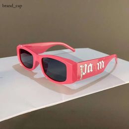 Fashion designer di lusso piccolo telaio tenero angeli rosa designer femminile palma lettere occhiali da sole da sole da sole