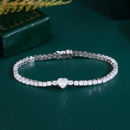 Strands ThreeGraces New Fashion Heart Cubic Zirconia Stone Tennis Bracelet for Women Bridal Wedding Engagement Party Jewelry BR383