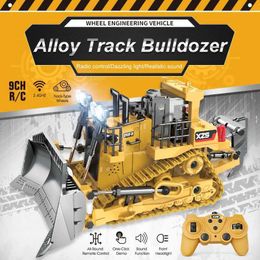 Electric/RC Car 1 24 9CH RC Bulldozer Truck Car Crawler Type Alloy Shovel Engineering Forklift Heavy Excavator Childrens Toys Gifts for Kids T240521