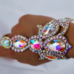 Strands Stonefans Rhinestone Drop Finger Bracelet Chain for Women 2023 Oversize Accessories Exaggerated Belly Dance Crystal Head Jewellery