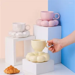 Mugs 200ml Fashion Tea Cups Ceramic Coffee Mug With Flower Shape Saucers Porcelains For Home Milk Beverage