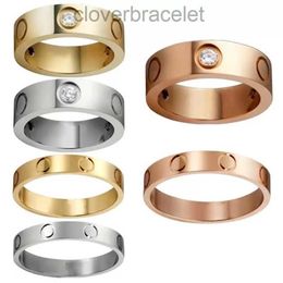 Gold Love Ring Design for Men Loves Titanium Steel Diamond Luxury Mens Designer Rings Silver Women Designs Fashion Jewelry Gioielli da donna Anelli personalizzati