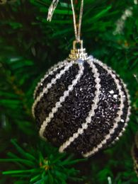 8cm black and white thread flocking Christmas ball Christmas tree decoration ball Pendant wedding hand-decorated high-end ball