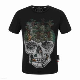 Plein Bear t Shirt Mens Designer Tshirts Brand Clothing Pp Skulls Men T-shirt Round Neck Ss Skull Hip Hop Tshirt Top Tees 161290