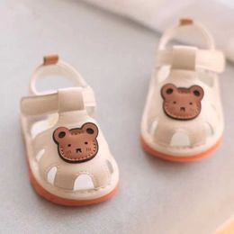 First Walkers Newborn Summer Baotou Shoes Boy Soft Sole Walking Shoe Girl Sandals Anti Slip Baby Shoe Little Bear Baby Call Shoes Zapatos Nia Y240423