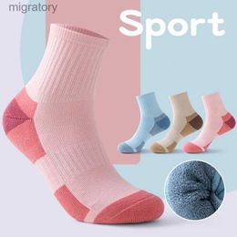 Men's Socks Womens cotton sports socks autumn and winter towels Korean universities thickened wind warmth female students yq240423