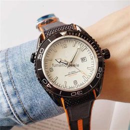 2019 new European brand seahorse fashion silicon tape mens Quartz Watch