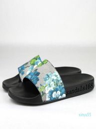 mens womens fashion blue flower blooms rubber slide sandals flip flops boys girls causal beach slippers7877933