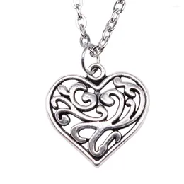 Pendant Necklaces 1pcs Carved Flower Heart Necklace Men Car Accessories For Jewelry Crafts Chain Length 43 5cm