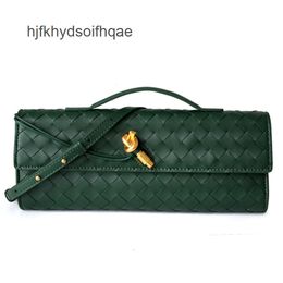 Andiamo Venets Lady Clutch French Handbag Shoulder Purse Clutch Bottegs Cowhide Woven Lock Horizontal Bag Single Long Crossbody Bags 2024 8C2D