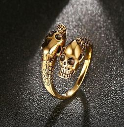Adjustable Vintage Punk skull Ring Men Chunky Copper Alloy Biker Rock Rap Embrace Skeleton Head Ring Gothic Jewelry6185383