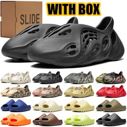 With Box Slippers Men Woman slider Foam Runners Onyx Desert Sand Ochre Enflame Orange Mineral Blue Pure Sandals Slide Slipper MX Carbon Gray Desert Ararat slides shoe