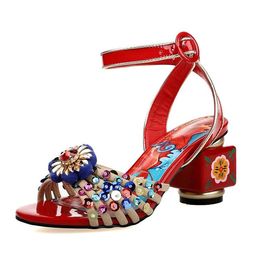 2024 Frauen Damen echte Patentsandalen Kleidschuhe knapp hochenhocke retro peep-to-Hochzeitsfeier sexy Druckschnallen Diamant 3d Blume Bunte Größe 34-43