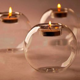 European Exquisite Round Hollow Glass Candle Holder Christmas Wedding Banquet Bar Party Wax Home Decoration Ornaments 240410